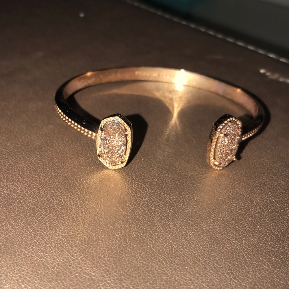 Kendra Scott rose gold bracelet